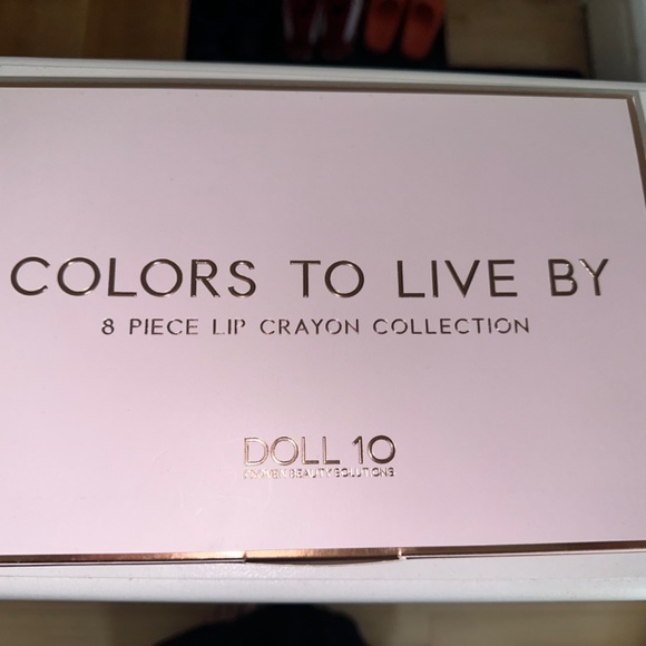 Doll 10 Beauty Make Up - Picture 3 of 4